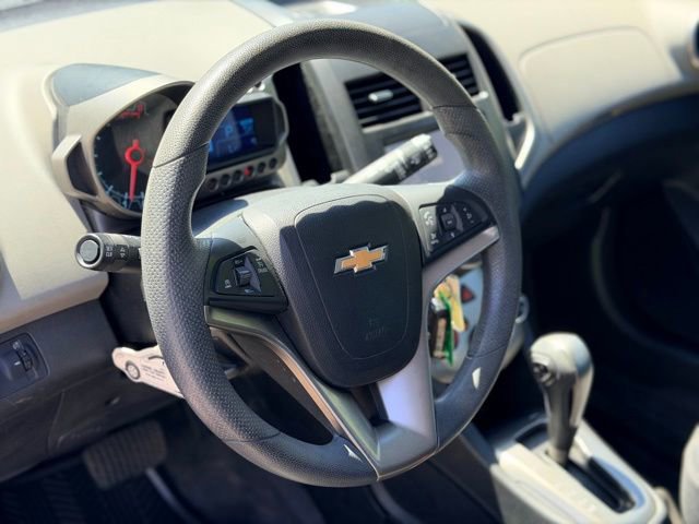 Used 2015 Chevrolet Sonic LT FWD image 5
