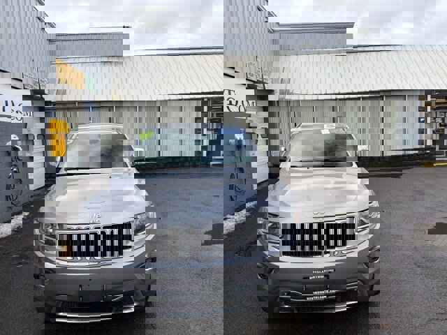 Used 2015 Jeep Grand Cherokee Limited image 4