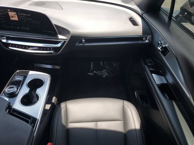 Used 2024 Cadillac Lyriq Tech AWD/4WD image 19