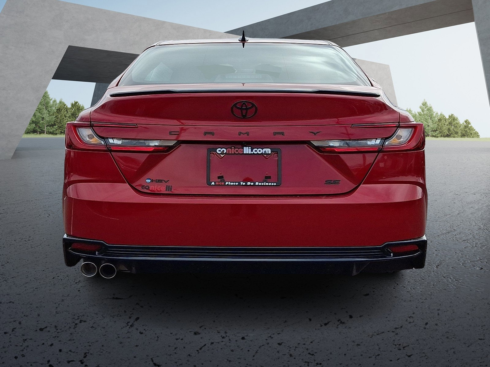 Used 2026 Toyota Camry Hybrid w/ Multimedia Upgrade Package FWD image 5