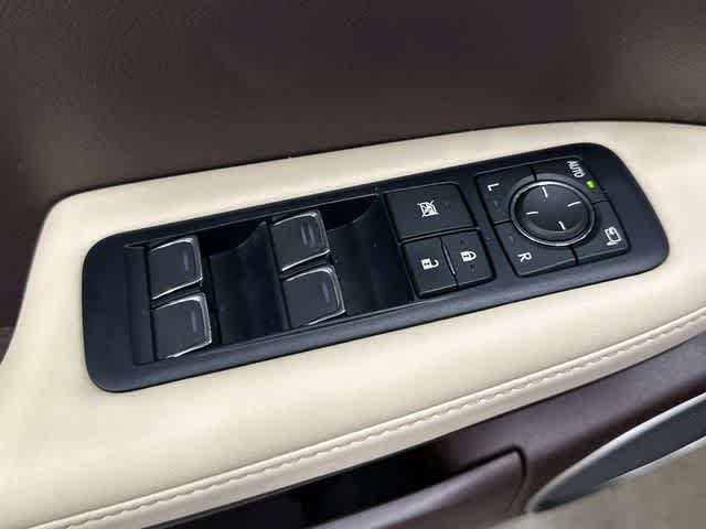 Used 2018 Lexus RX 350L FWD image 20