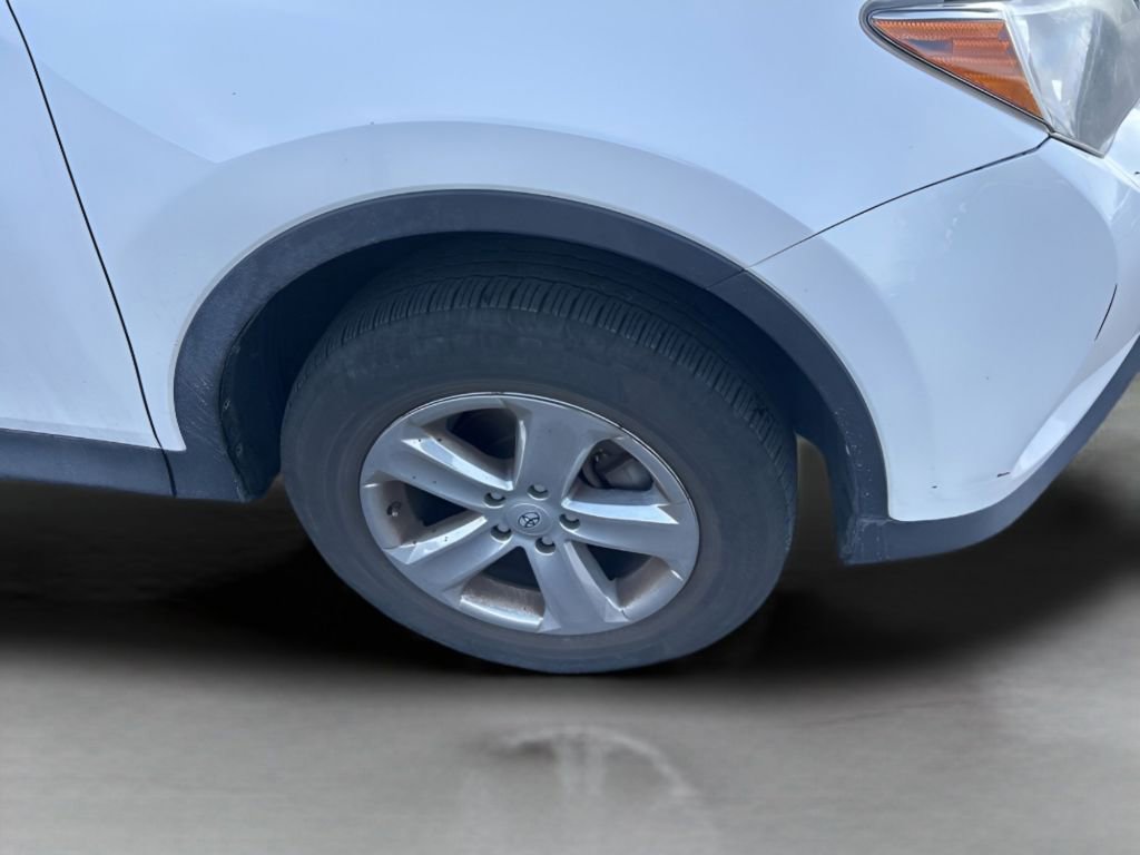Used 2014 Toyota RAV4 XLE image 12