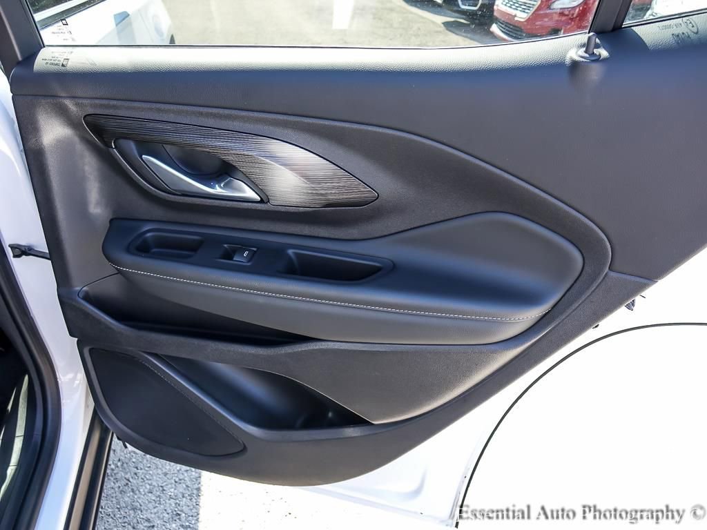 Used 2024 GMC Terrain SLE w/ Elevation Edition FWD image 23