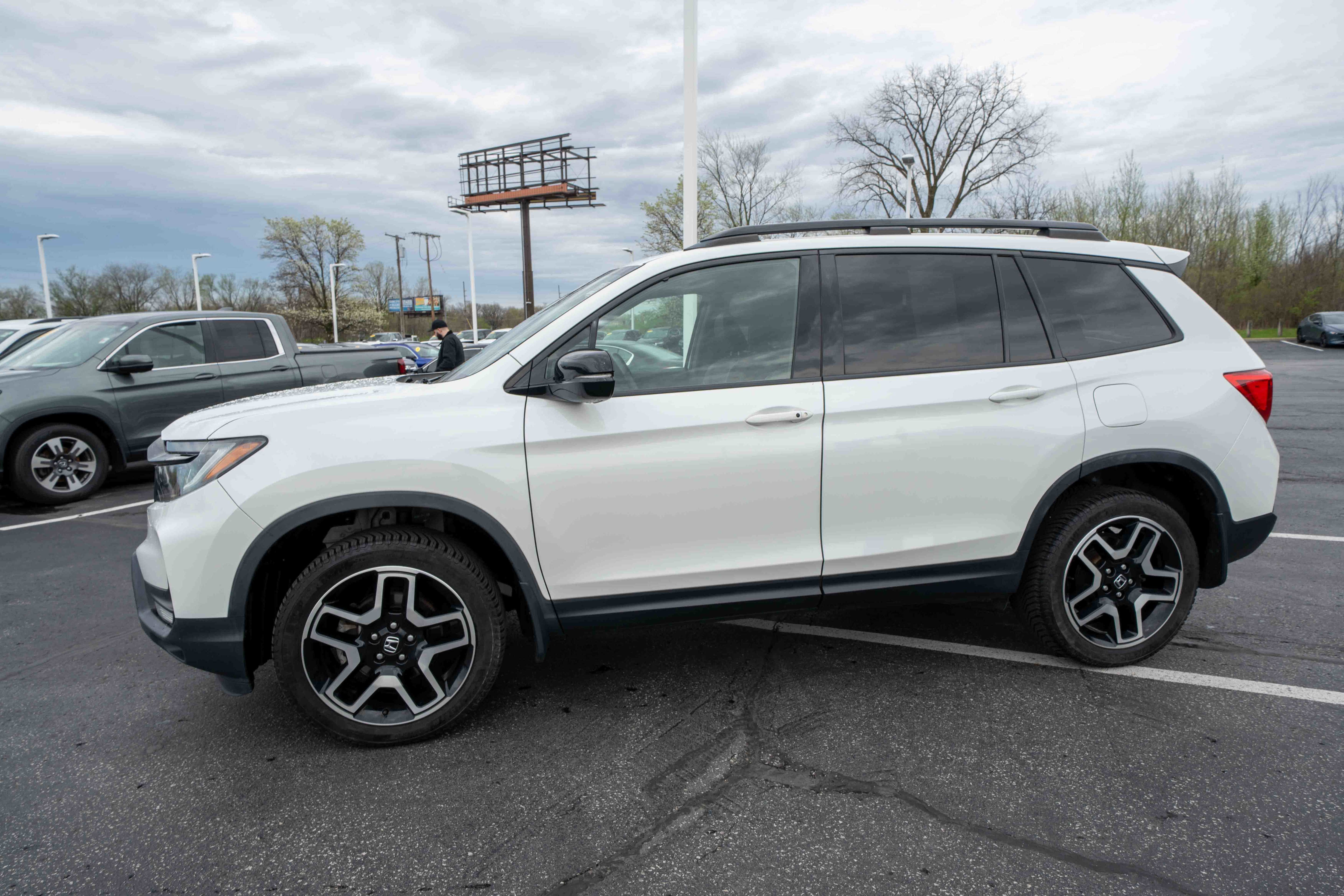Certified 2022 Honda Passport Elite image 3
