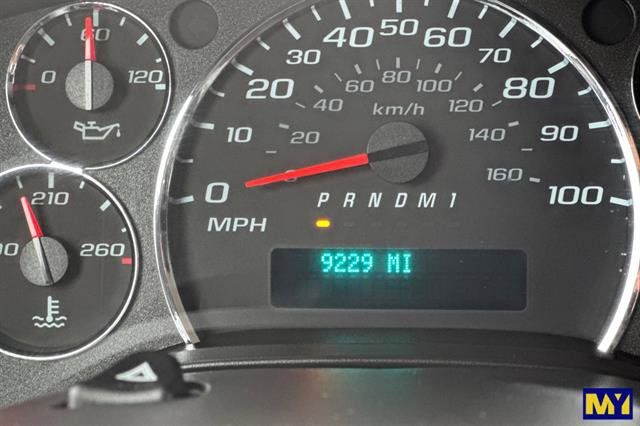 Used 2024 GMC Savana 2500 w/ Driver Convenience Package image 27