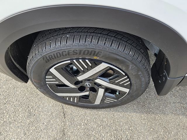 New 2026 Nissan Kicks SV w/ SV Premium Package image 16