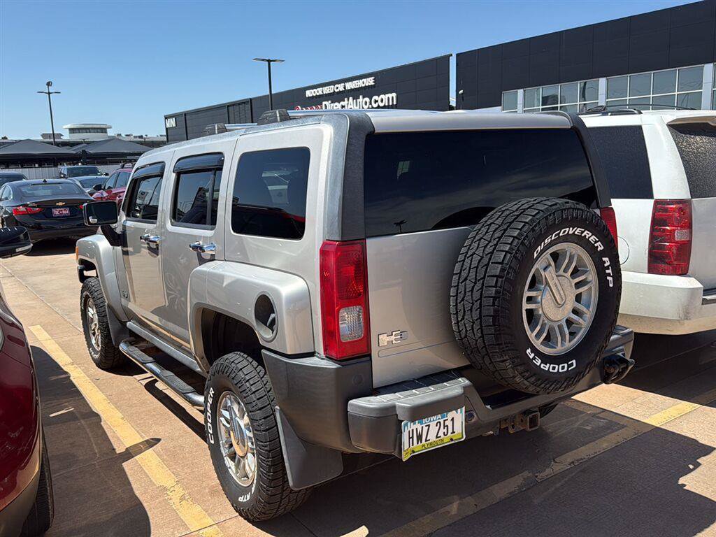 Used 2008 HUMMER H3 Alpha AWD/4WD image 10