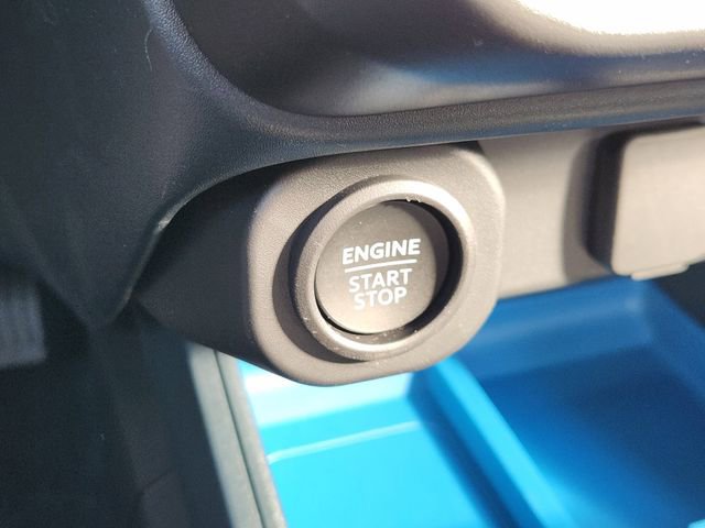 New 2026 Ford Maverick XLT w/ XLT Luxury Package FWD image 14