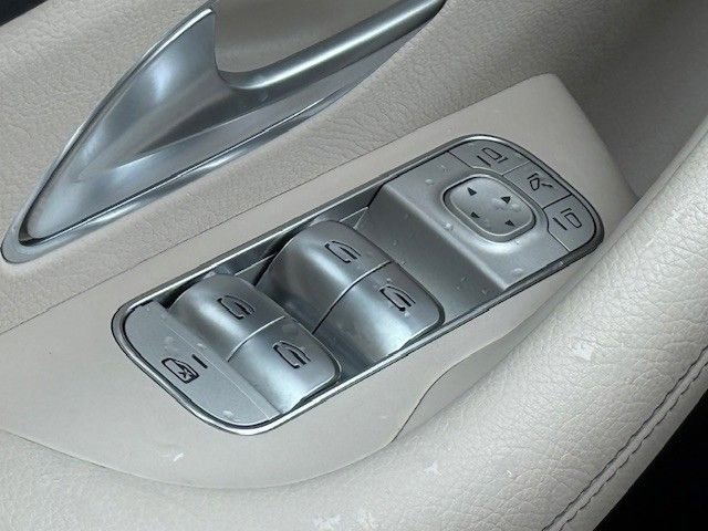 Used 2024 Mercedes-Benz GLE 450 4MATIC image 35