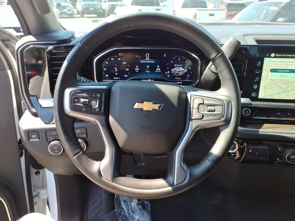 Used 2025 Chevrolet Silverado 1500 LT w/ Work Truck Package AWD/4WD image 31