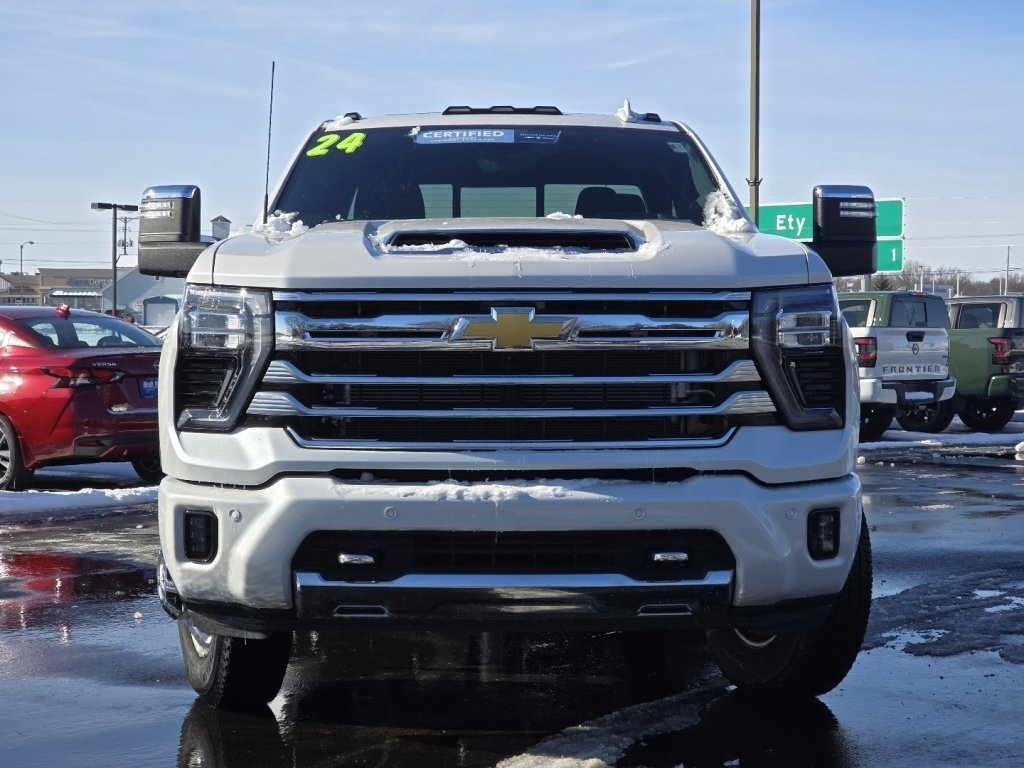 Certified 2024 Chevrolet Silverado 3500 High Country w/ High Country Premium Package image 10