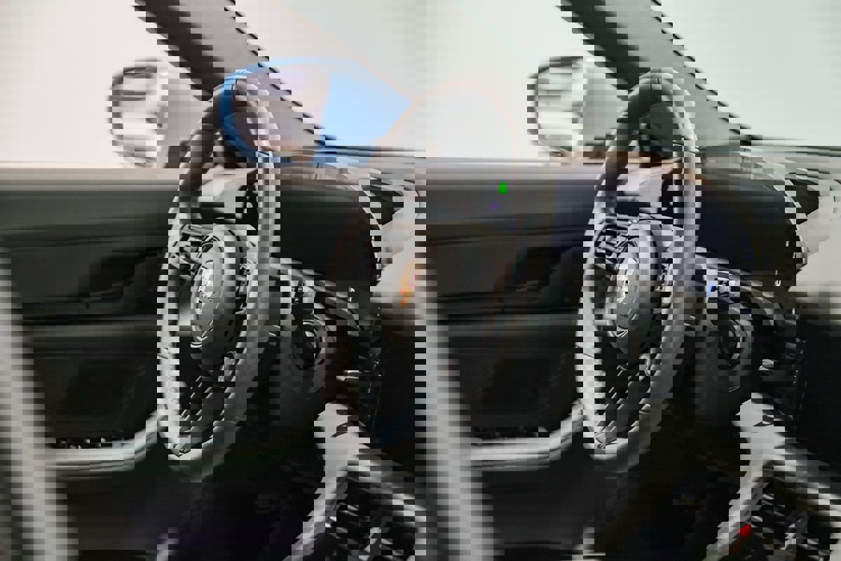 Used 2022 Porsche Taycan 4S image 12