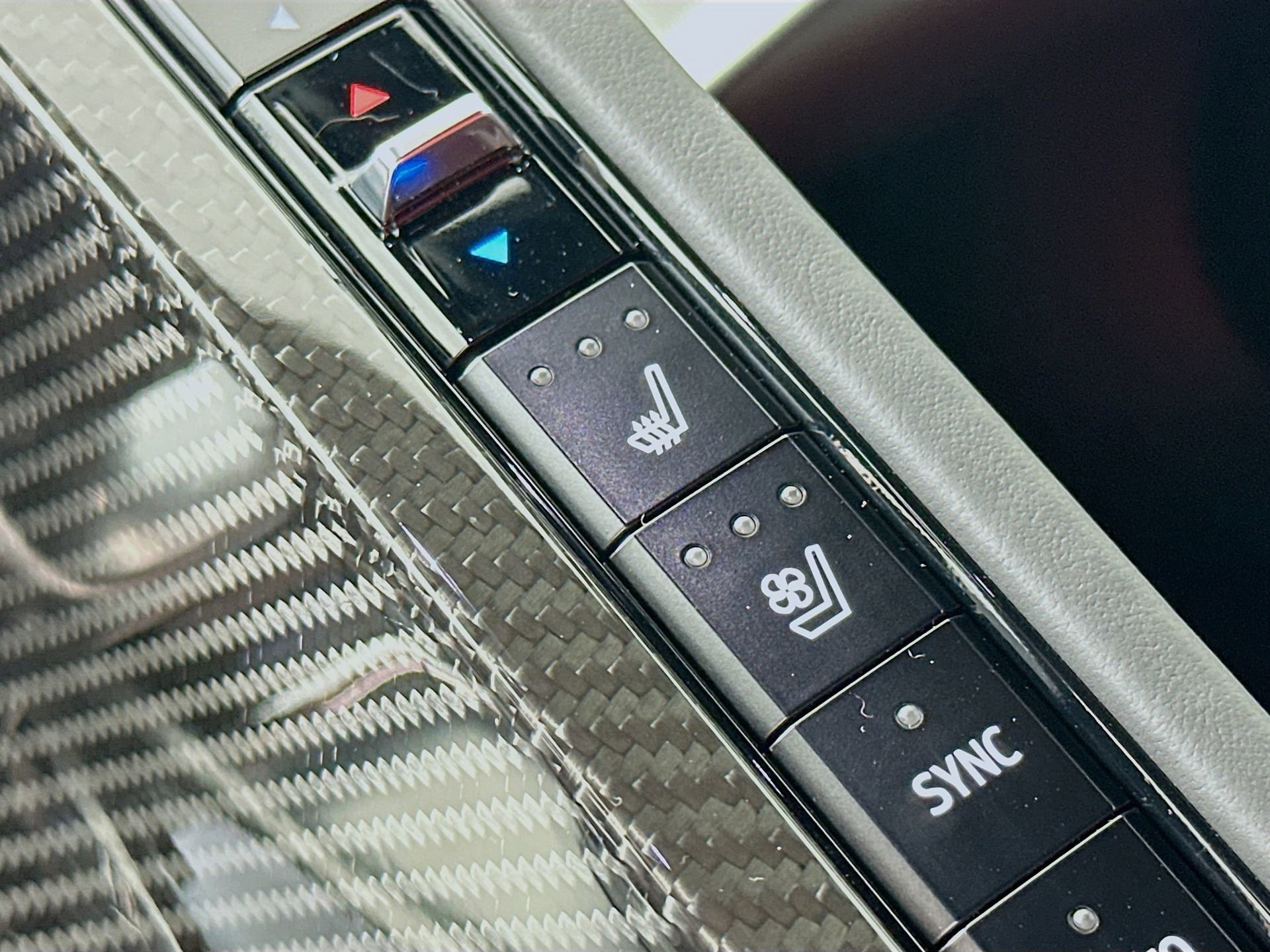 Used 2023 Chevrolet Corvette Z06 w/ Z07 Performance Package RWD image 22