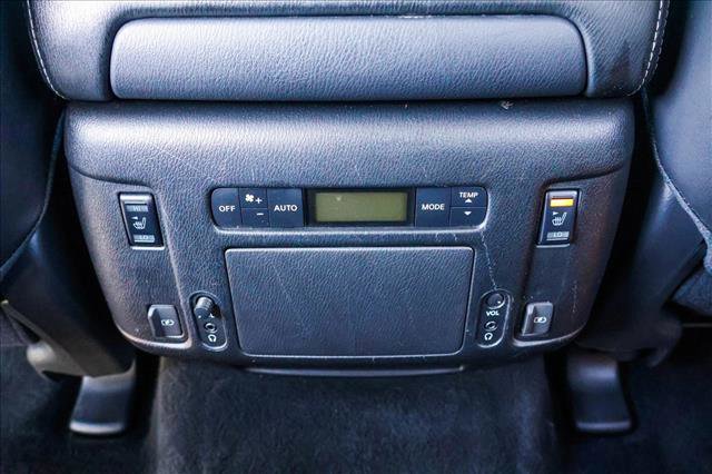 Used 2020 Nissan Armada Platinum w/ Captain's Chairs Package image 27