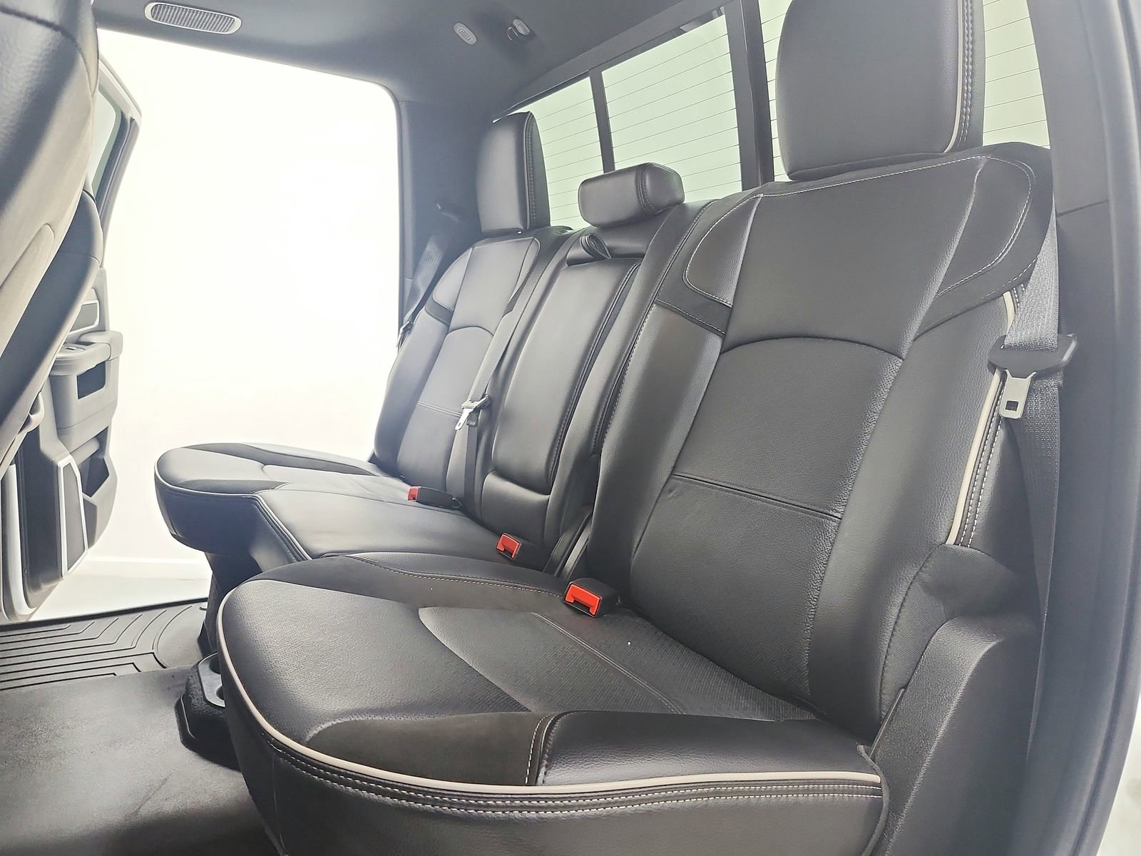 Used 2025 RAM 2500 Laramie AWD/4WD image 38