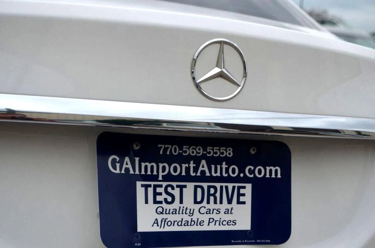 Used 2015 Mercedes-Benz C 300 Sedan image 9