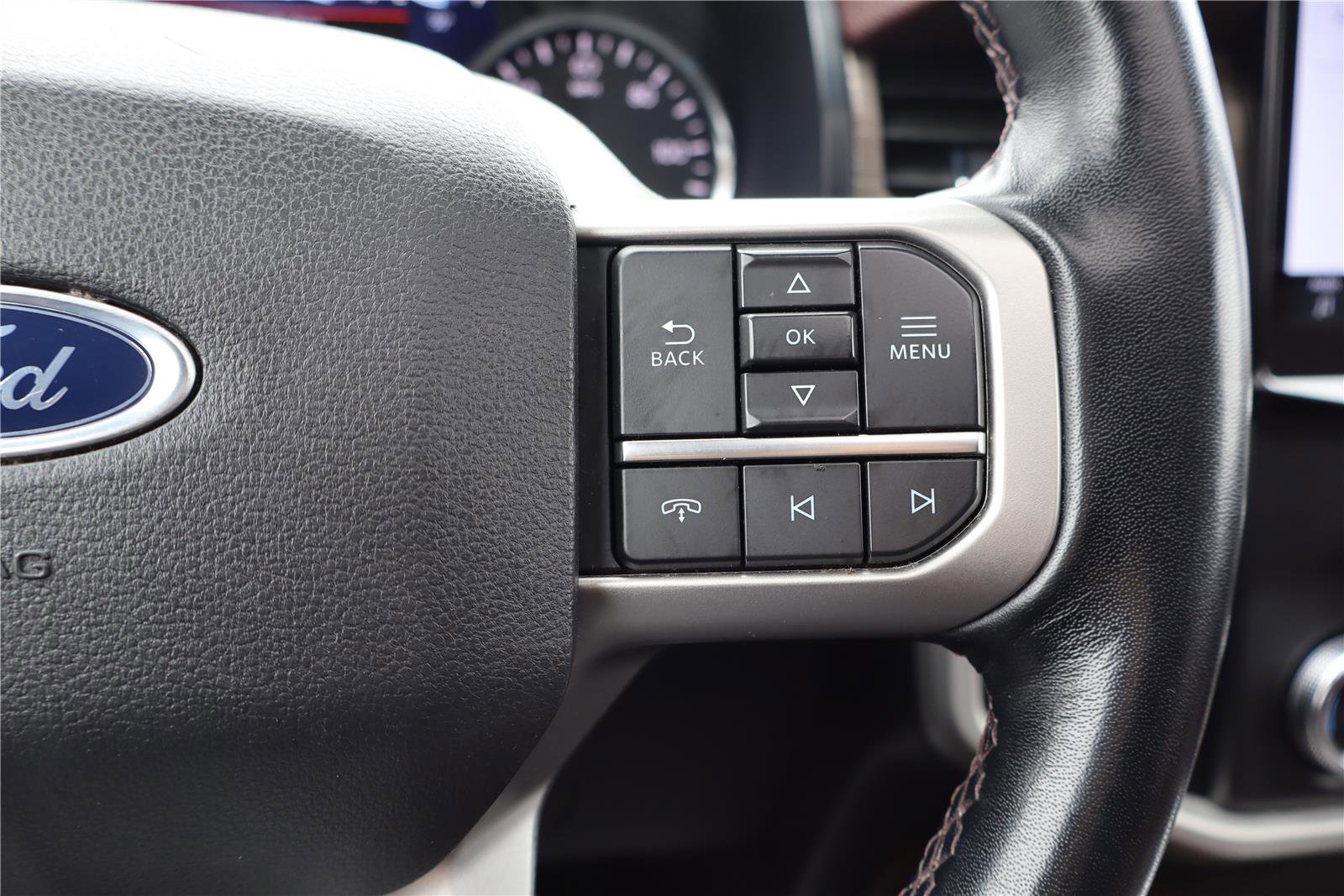 Used 2023 Ford Expedition Max Limited image 18