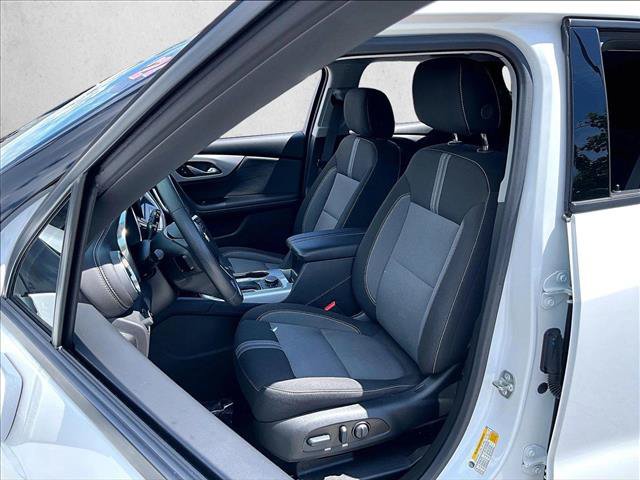 Certified 2024 Chevrolet Blazer LT w/ Driver Confidence Package FWD image 27