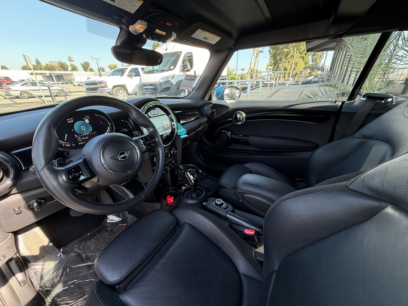 Used 2023 MINI Cooper S w/ Signature Upholstery Package FWD image 17