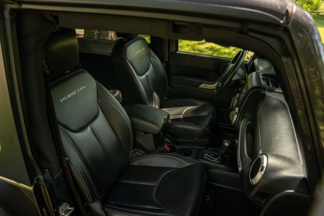 Used 2014 Jeep Wrangler Rubicon w/ Dual Top Group image 31