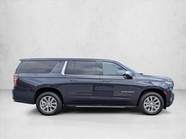 Used 2023 Chevrolet Suburban Premier RWD image 4