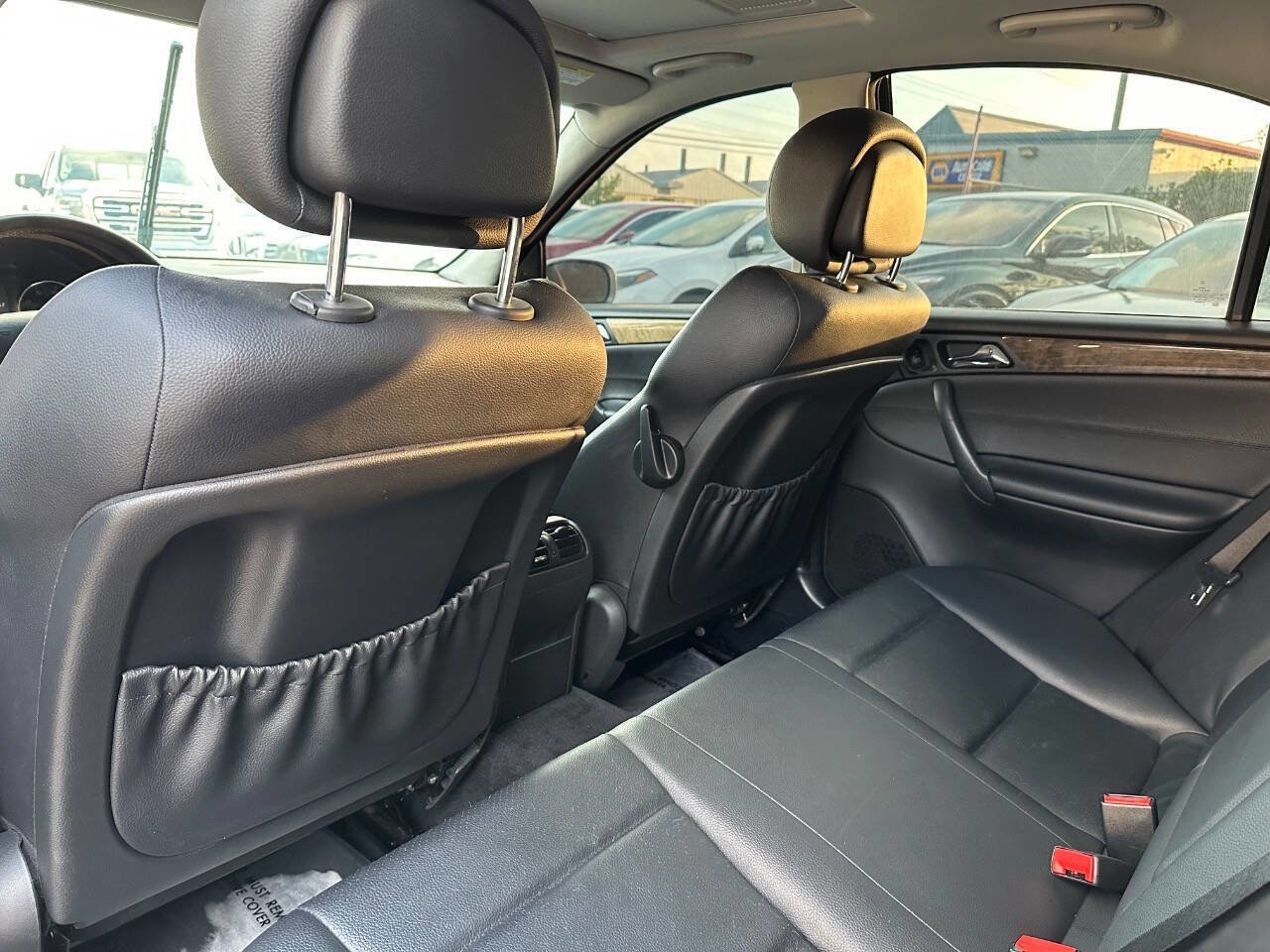 Used 2007 Mercedes-Benz C 230 Sedan image 18