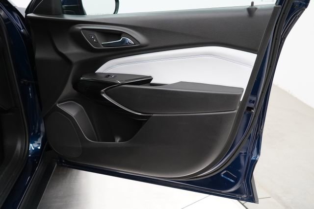 Used 2024 Chevrolet Trax LT w/ LT Convenience Package FWD image 54