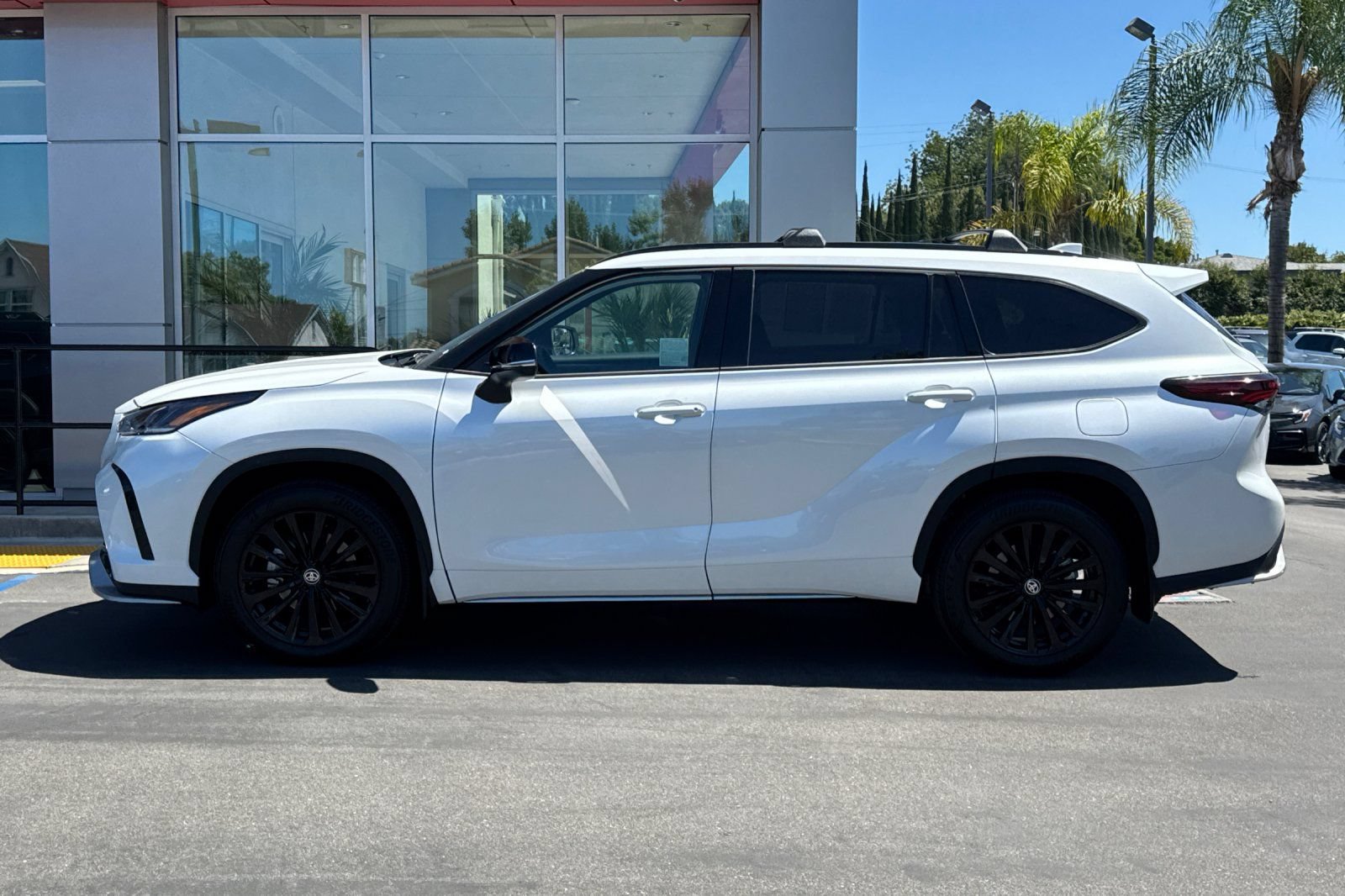 Certified 2026 Toyota Highlander XSE AWD/4WD image 9