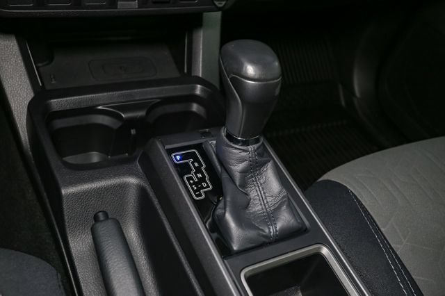 Used 2021 Toyota Tacoma TRD Sport w/ TRD Premium Sport Package AWD/4WD image 24