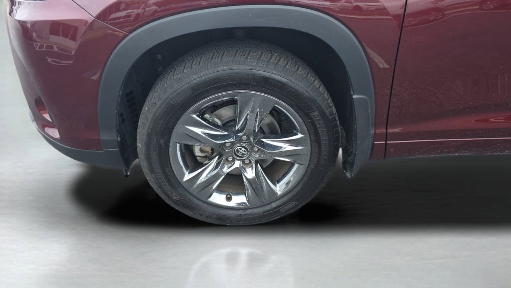 Used 2019 Toyota Highlander Limited Platinum image 26