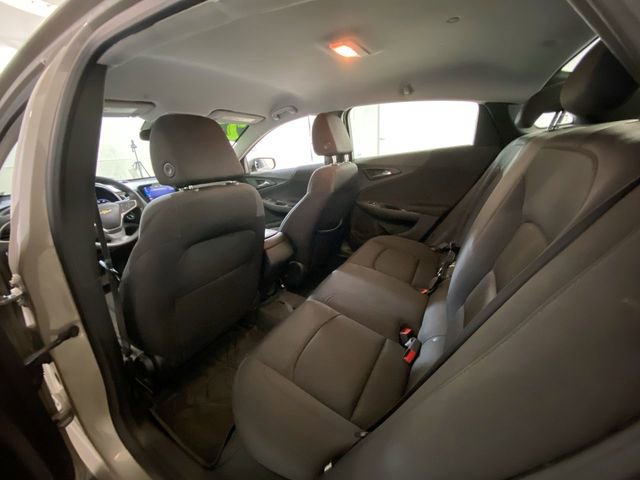 Used 2023 Chevrolet Malibu LS image 29