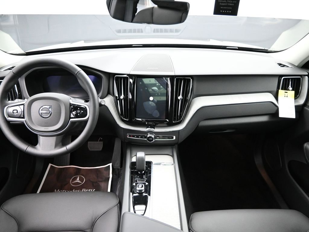 New 2025 Volvo XC60 B5 Plus w/ Protection Package Premier image 19