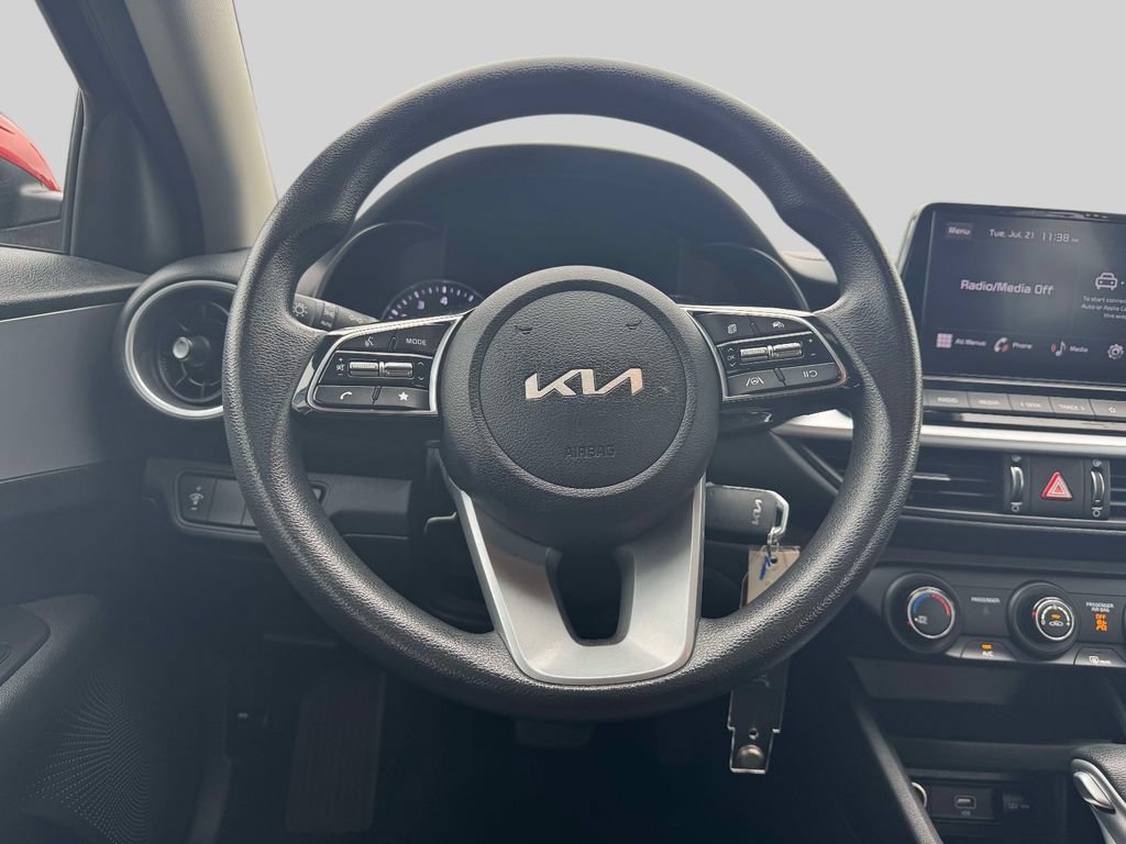 Used 2022 Kia Forte LXS FWD image 12
