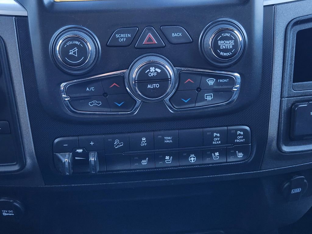 Used 2018 RAM 2500 Power Wagon w/ Leather & Luxury Group image 19