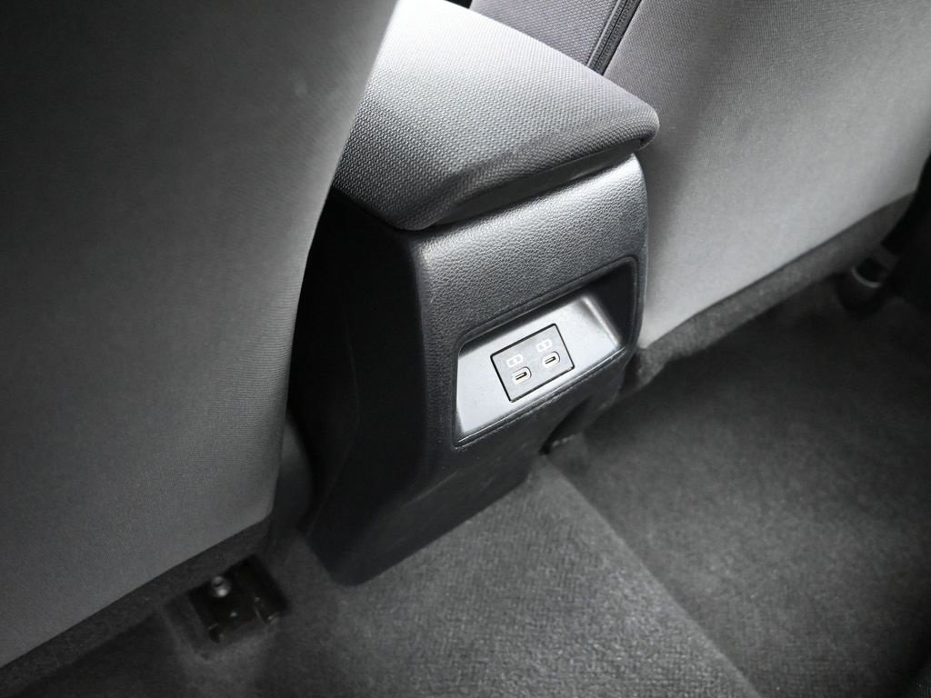 Used 2023 Toyota Corolla LE image 30