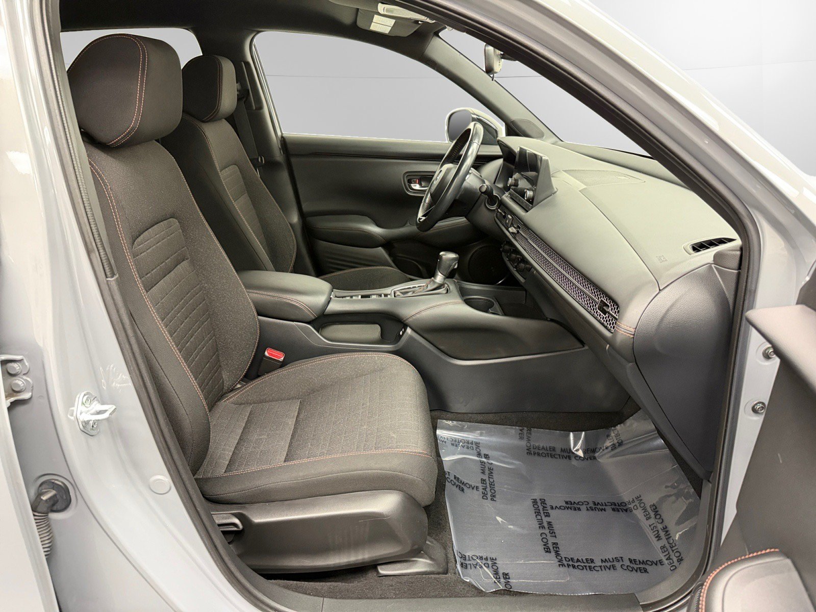 Used 2023 Honda HR-V Sport image 15