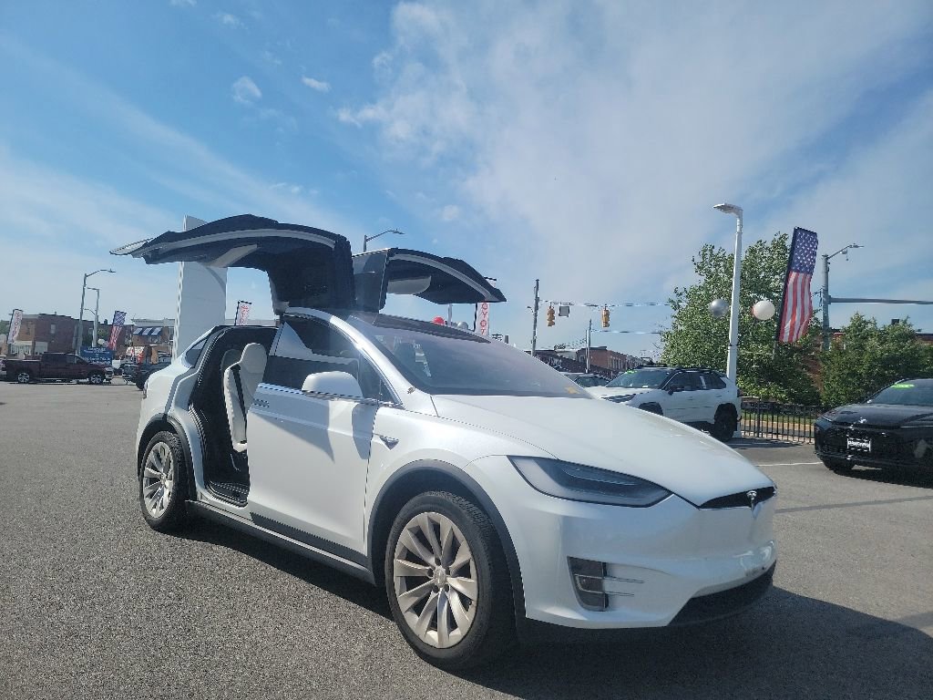 Used 2021 Tesla Model X Performance AWD/4WD image 18