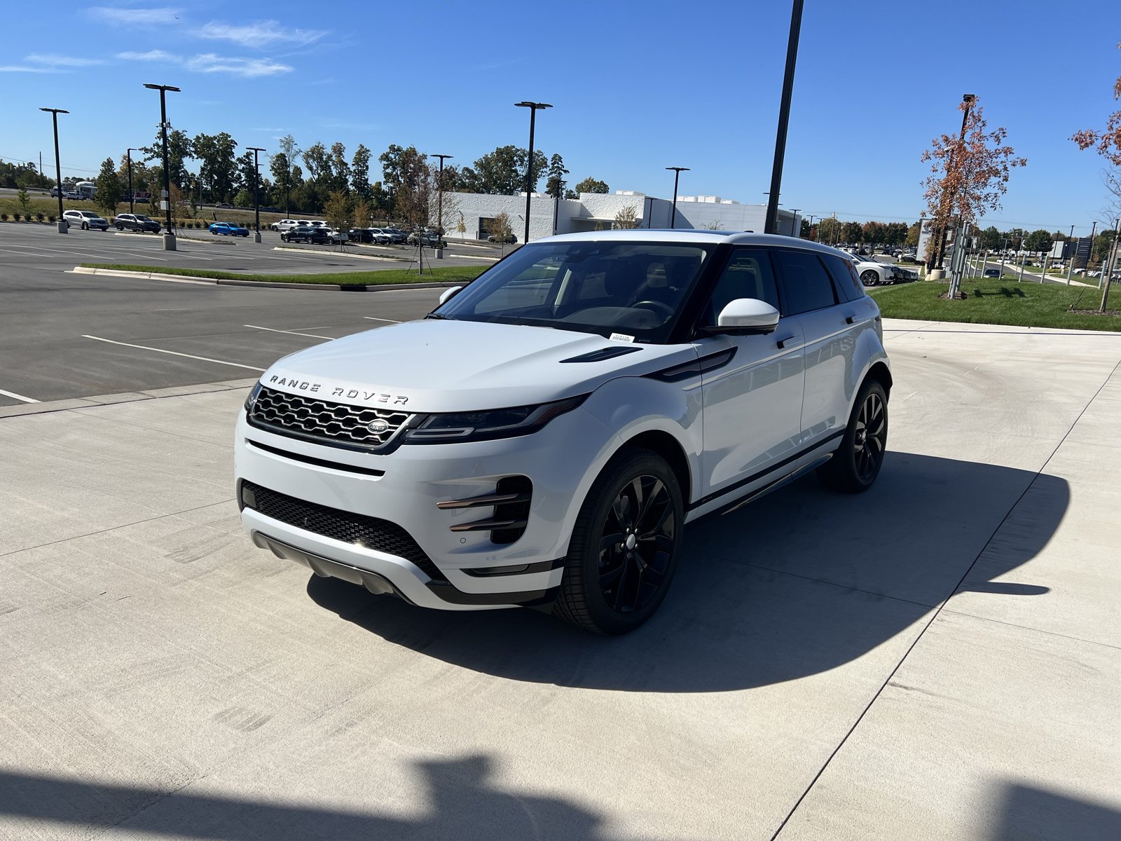 Used 2020 Land Rover Range Rover Evoque R-Dynamic S AWD/4WD image 4