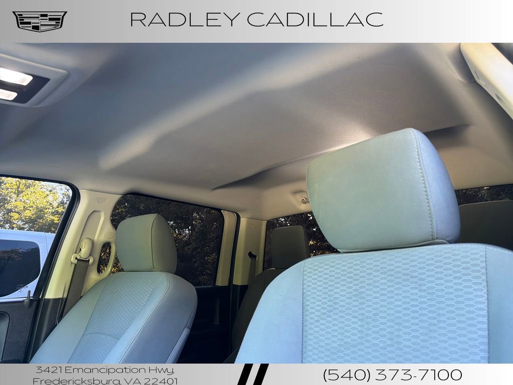 Used 2016 RAM 2500 Tradesman w/ Chrome Appearance Group AWD/4WD image 3