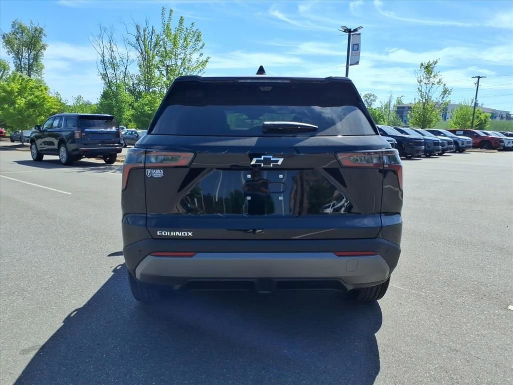 New 2026 Chevrolet Equinox LT w/ Safety and Technology Package FWD image 27