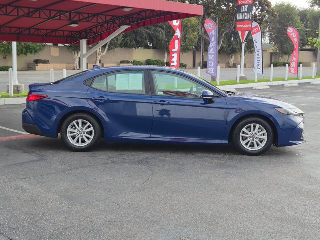 Used 2025 Toyota Camry LE FWD image 4