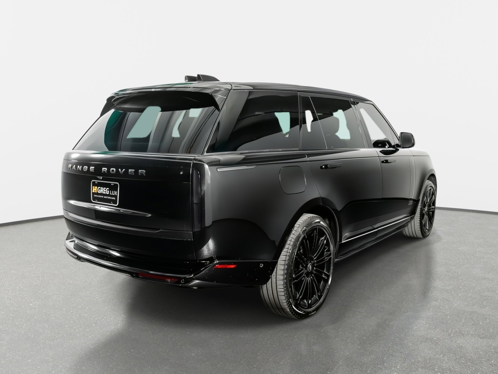 Used 2024 Land Rover Range Rover Long Wheelbase Autobiography image 9