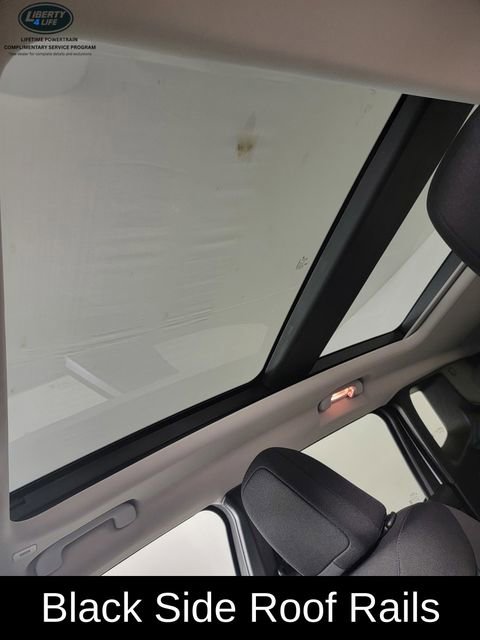 Used 2023 Jeep Renegade Latitude w/ Sun/Sound Group AWD/4WD image 33