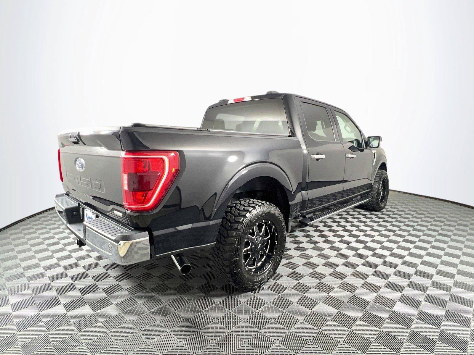 Used 2021 Ford F150 XLT w/ Equipment Group 302A High AWD/4WD image 6