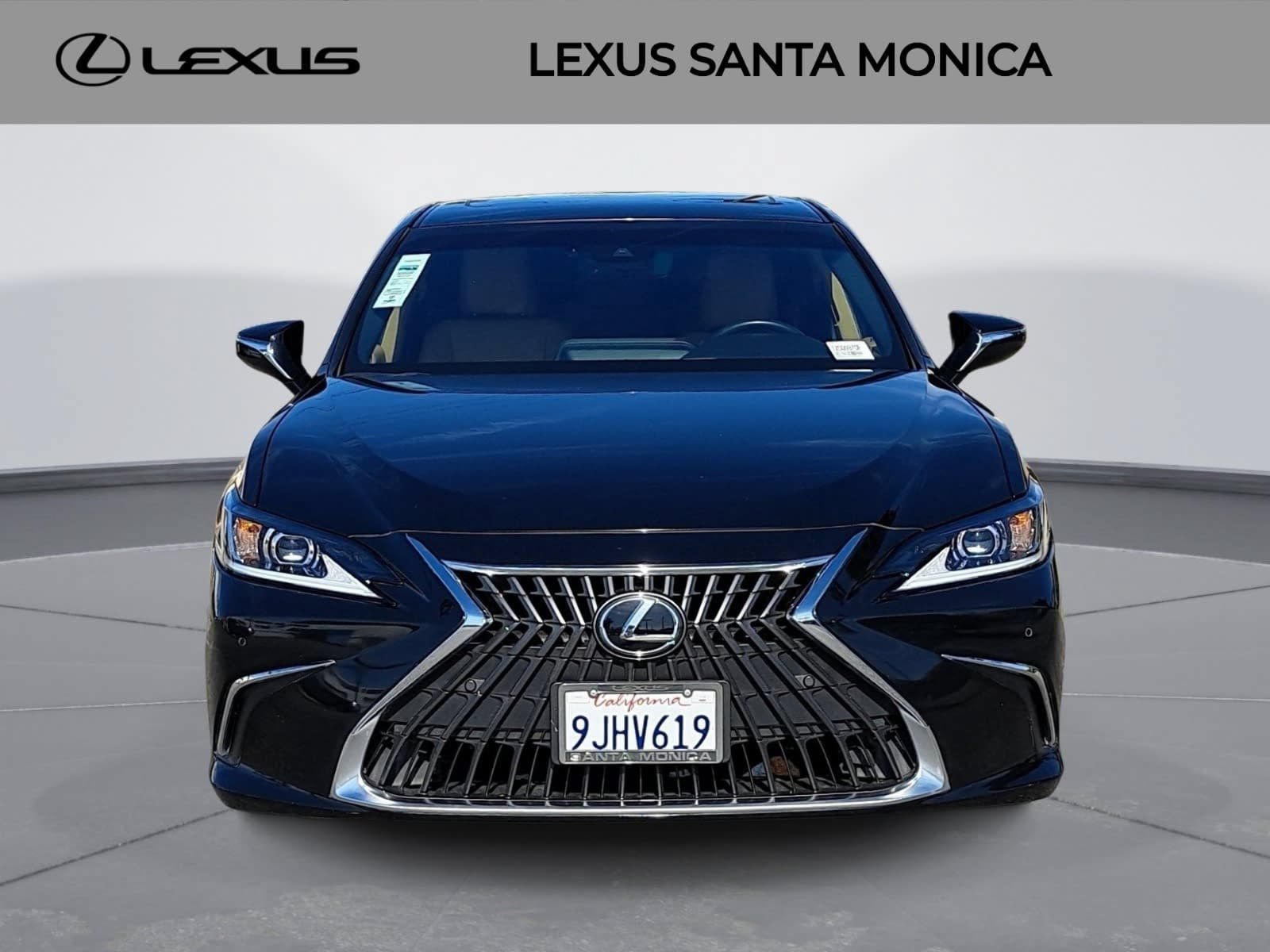 Used 2024 Lexus ES 350 w/ Premium Package FWD image 2