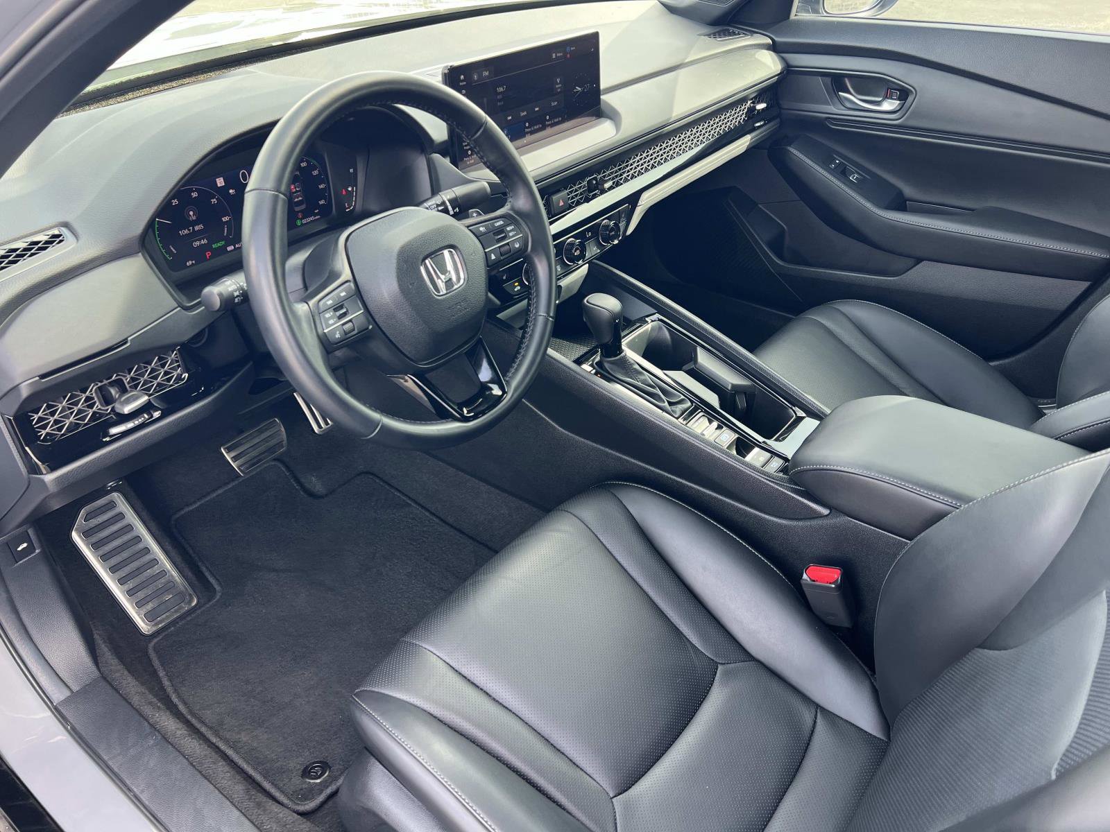 Certified 2024 Honda Accord Sport image 5