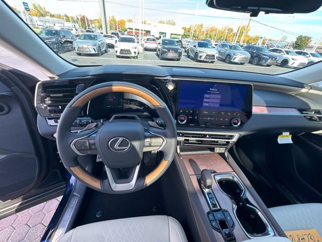New 2026 Lexus RX 350 w/ Convenience Package AWD/4WD image 18
