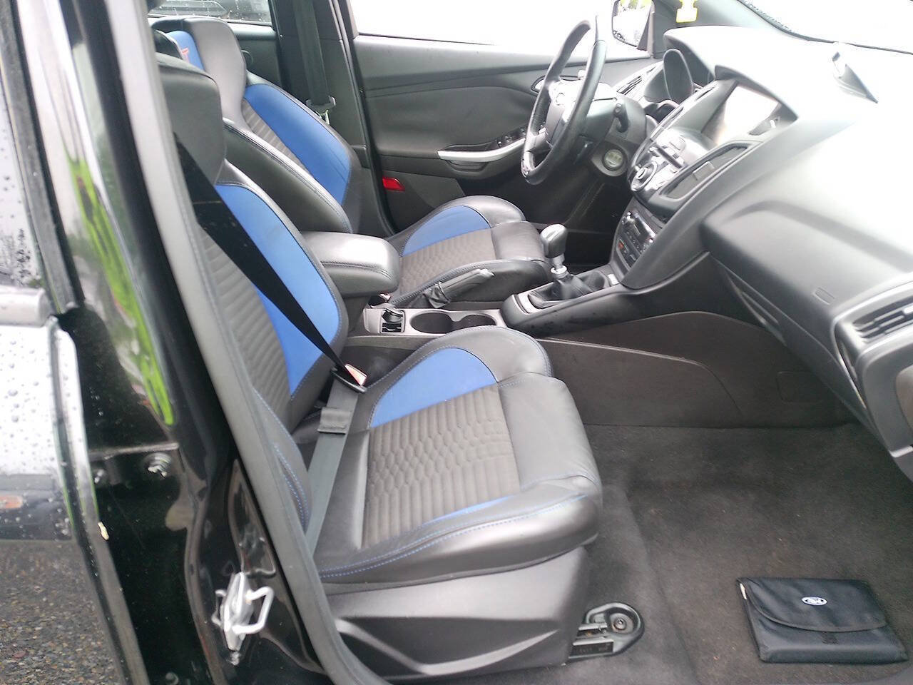 Used 2013 Ford Focus ST FWD image 14