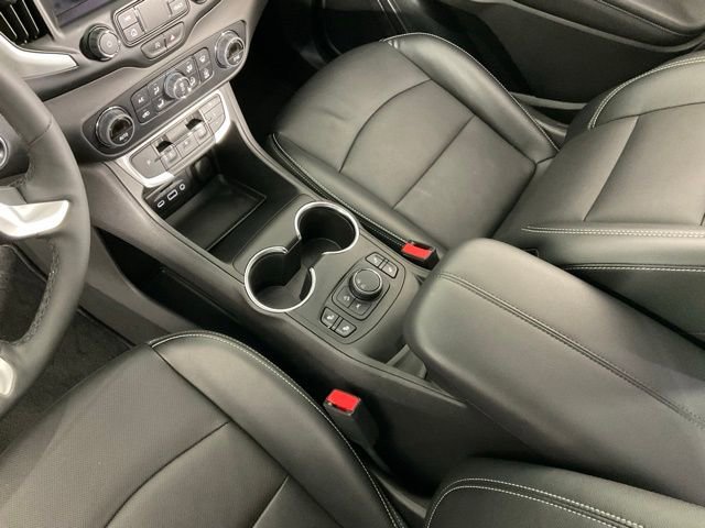Used 2024 GMC Terrain SLT image 20