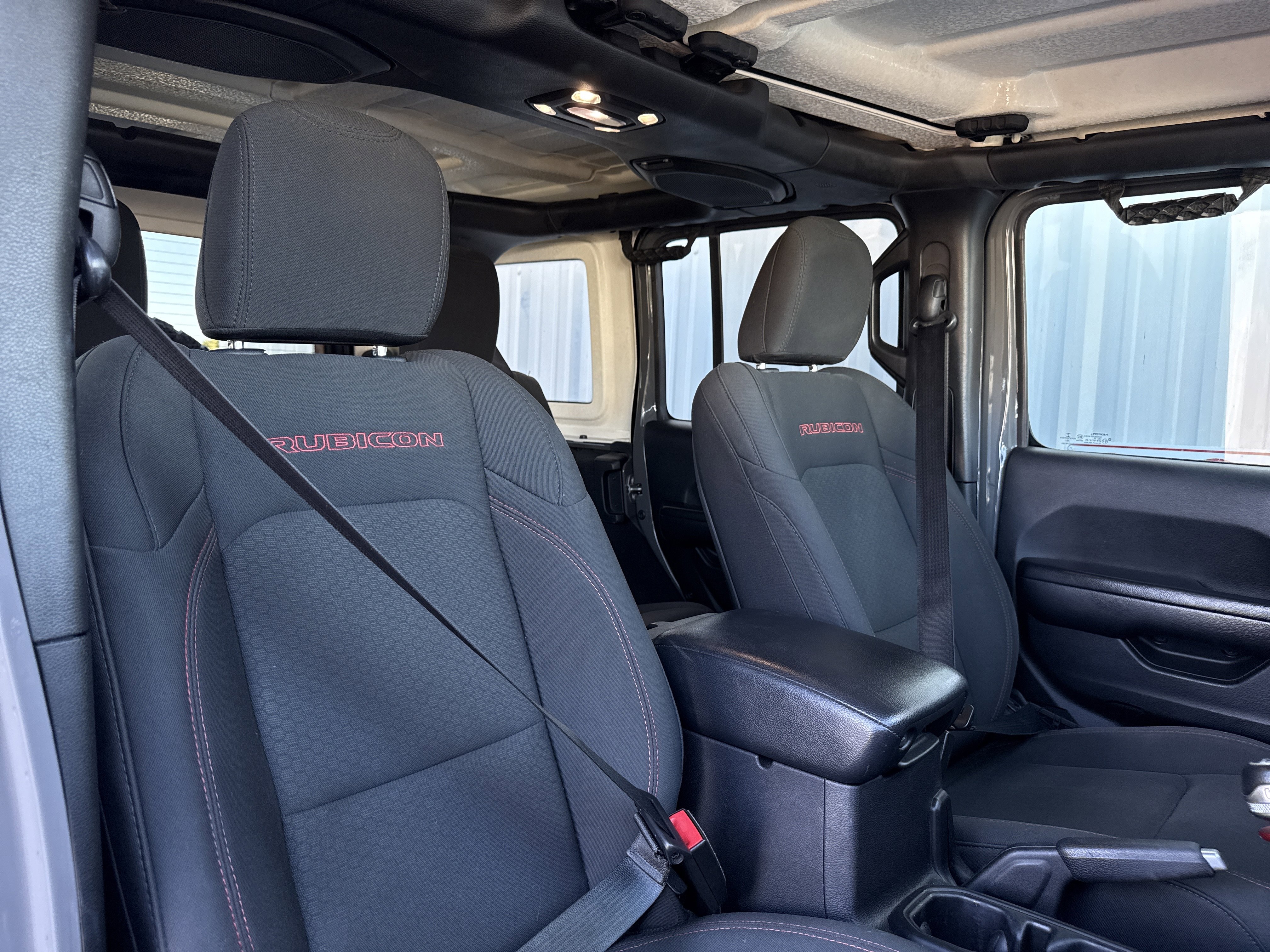 Used 2020 Jeep Wrangler Unlimited Rubicon image 38